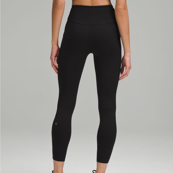 Lululemon Fast and Free Leggings - Picture 1 of 5